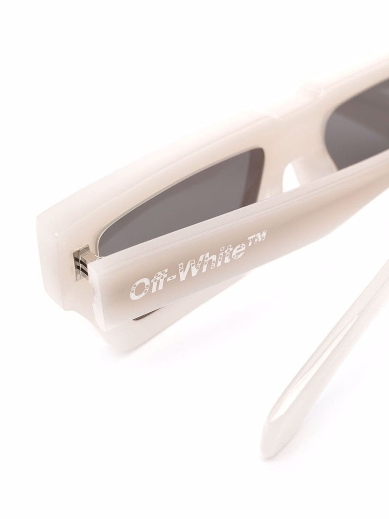 Off-White Manchester Oeri002 Rectangle Sunglasses